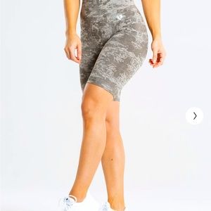 WOMENS BEST CAMO SEAMLESS CYCLING SHORTS- Green- Size S